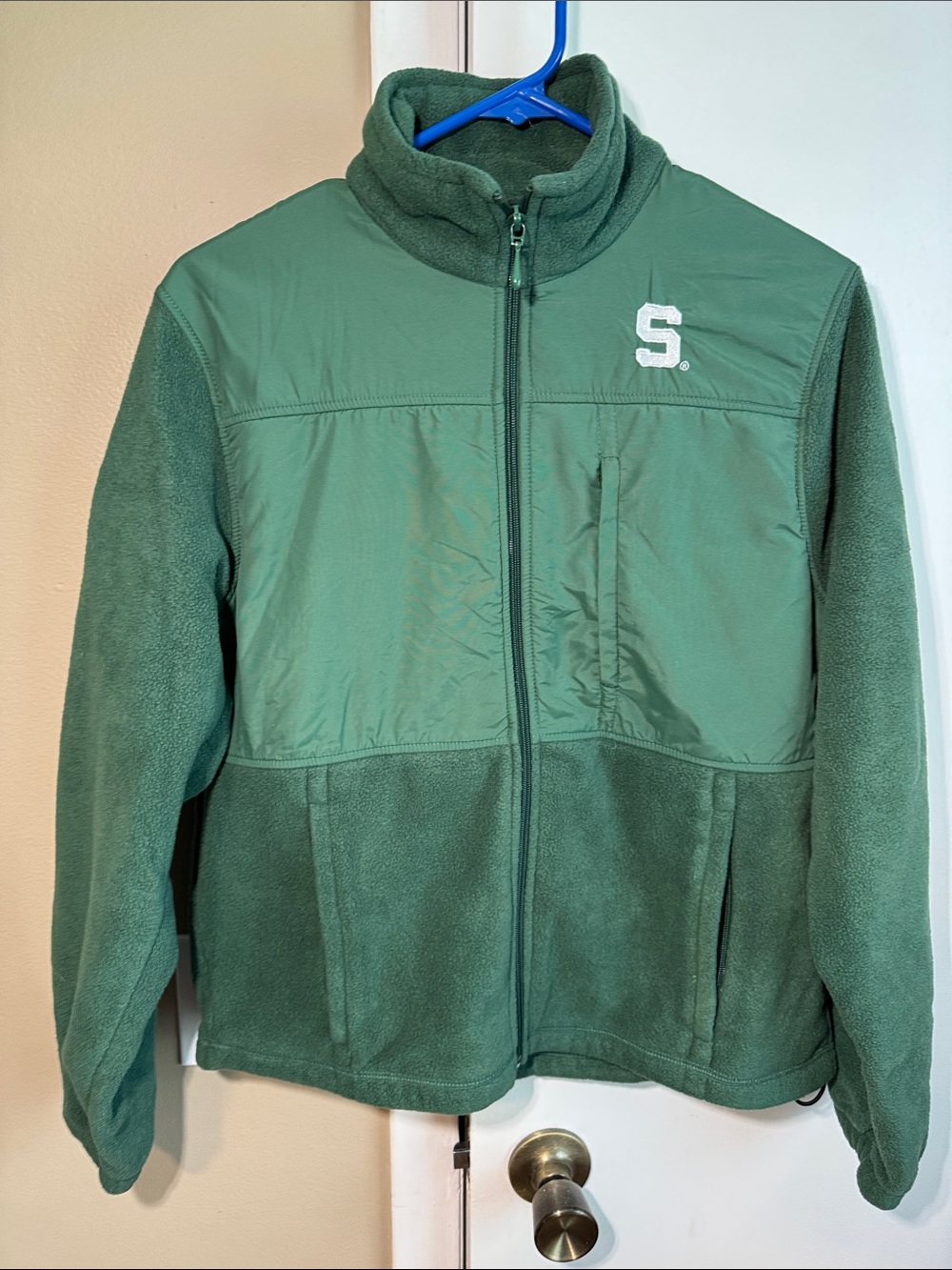 Women’s Michigan State Spartans Green Fleece Zip-Up Jacket – Size M